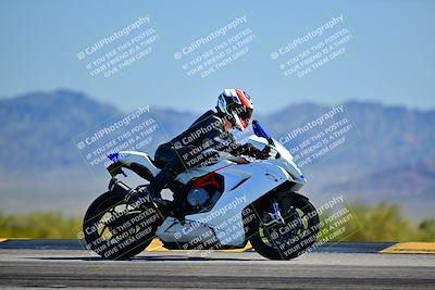 media/Mar-25-2024-Moto Forza (Mon) [[8d4319bd68]]/4-Novice Group/Session 2 (Turn 9 Side)/